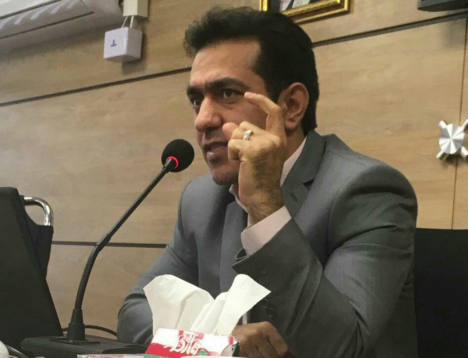 برخورد سیاسی با رسانه ها مانع نقش نظارتی شان می شود