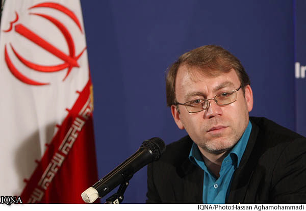 فیلترینگ پر هزینه | امیر عباس تقی پور