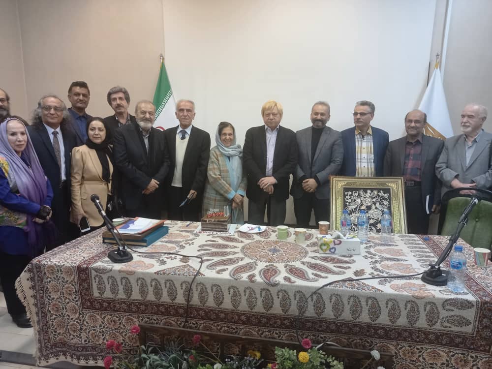 بزرگداشت خانم دکتر منصوره اتحادیه